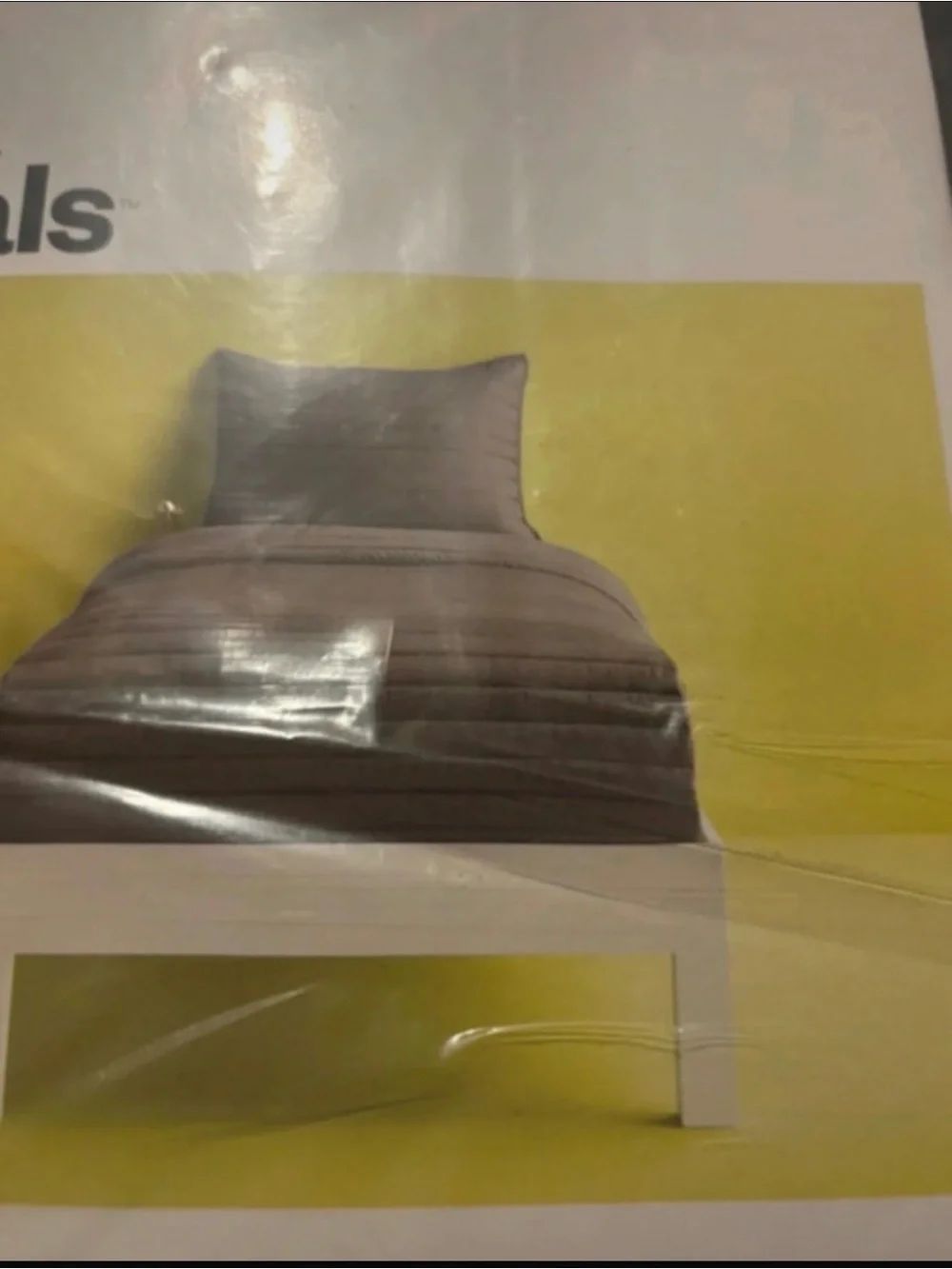 Room Essentials Gray Twin XL Quilt